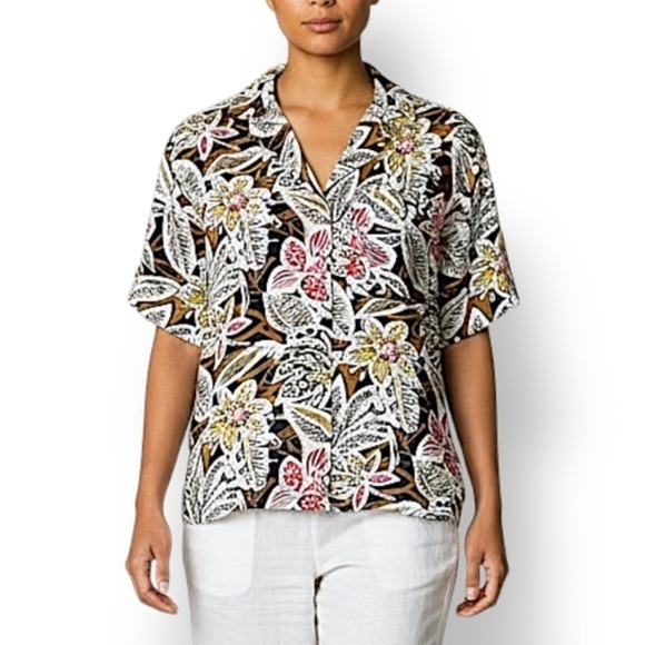 Counterparts Tops - 4/$20 Counterparts Tropical Print Button Front Blouse Multicolor Size 8